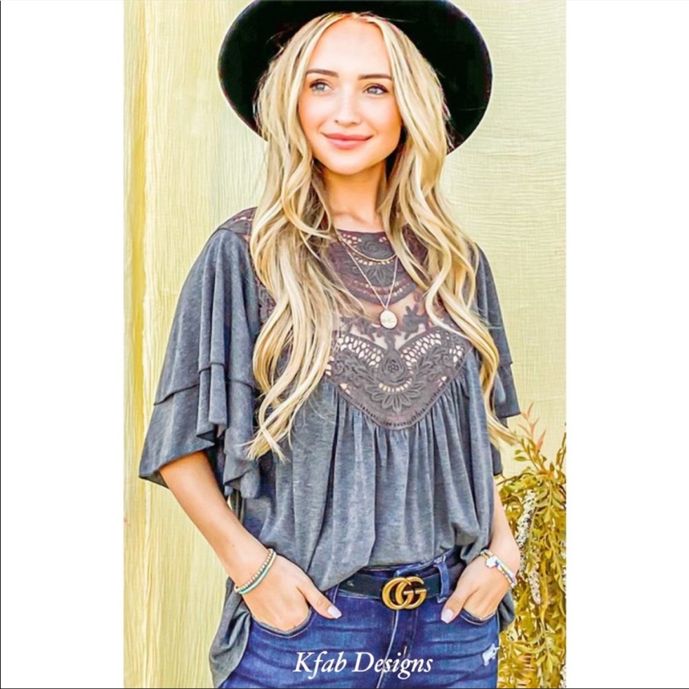 ❤️LAST ONE! Boho Double Sleeve Super Soft Knit Front Lace Detail Top! - Picture 5 of 10